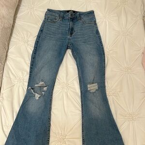 High rise Flare hollister size 26 Jean